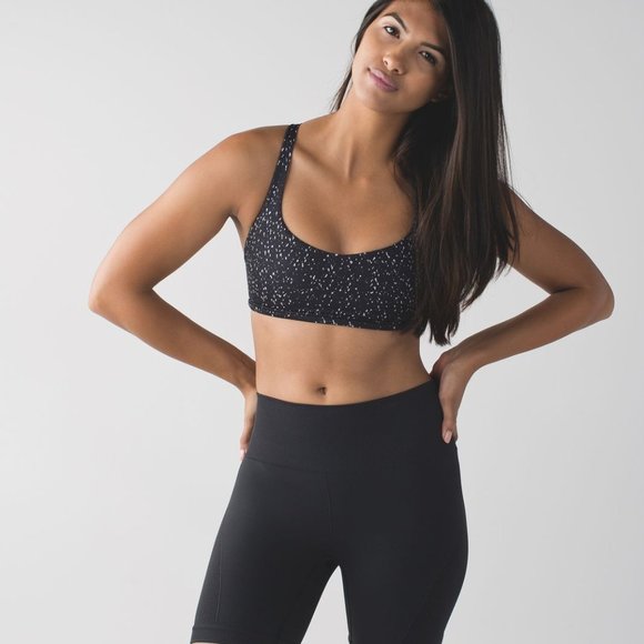 lululemon athletica Other - Lululemon Black and White Textured Free To Be Bra (Wild) Sports Bra, Size 6